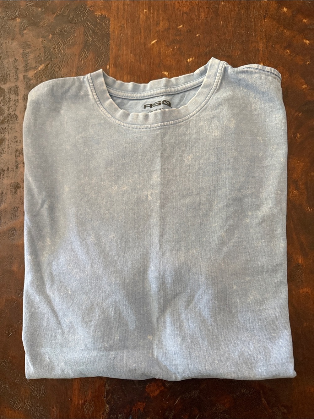 RSQ Men’s oversized tee